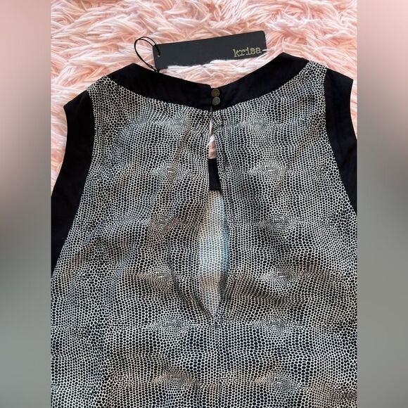 Karisa Sleeveless Dress NWT keyhole button closure XS - Picture 4 of 9